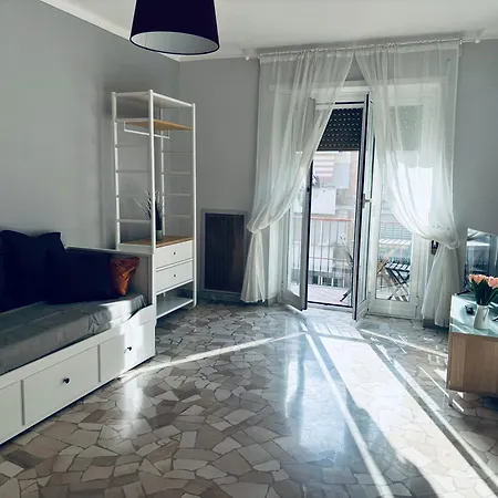 La Casetta Di Azzurra Apartment *